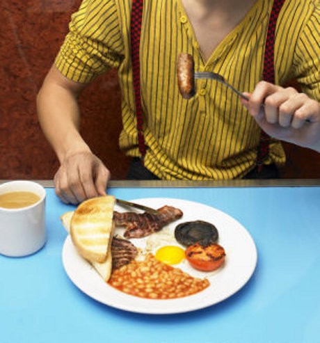 Hahaha! Perampok di Malaysia Minta Dibuatkan Sarapan oleh Korban