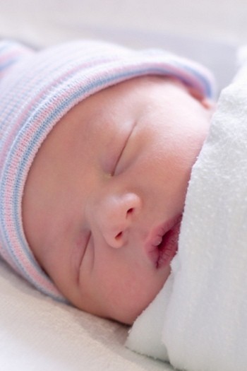 Anatomi Bayi Saat Baru Lahir (1)