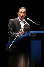 Anwar Ibrahim Bicara Korupsi di Malaysia