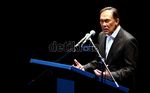Anwar Ibrahim Bicara Korupsi di Malaysia