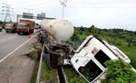 Truk Molen Terguling, Tol JORR Merayap