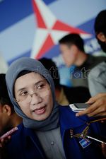 Andi Nurpati, Tahan Banting di Awal Karir