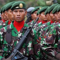 Komisi I DPR: TNI Cukup Beli Pesawat Intai Buatan ITB