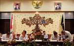 Reality Show 100 Hari Menteri Amir Syamsudin