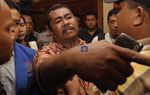 Puluhan Buruh Paksa Masuk Ruangan Muhaimin
