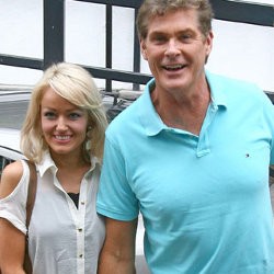 Dua Kali Ditolak, David Hasselhoff Kembali Lamar Pacar 