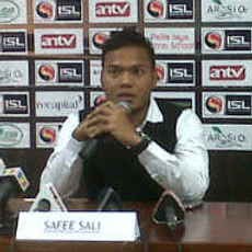 Pelita Jaya Tambah Kontrak Safee Sali