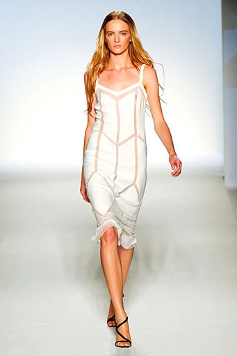 Alberta Ferretti, Spring/Summer 2012. Milan Fashion Week 2012. [dok. Alberta Ferretti]