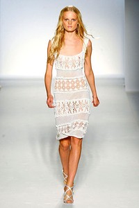 Alberta Ferretti, Spring/Summer 2012. Milan Fashion Week 2012. [dok. Alberta Ferretti]