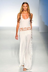 Alberta Ferretti, Spring/Summer 2012. Milan Fashion Week 2012. [dok. Alberta Ferretti]