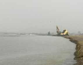 Gunungan Lumpur Lapindo Longsor