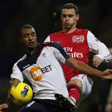 Tak Ada Gol di Laga Bolton vs Arsenal