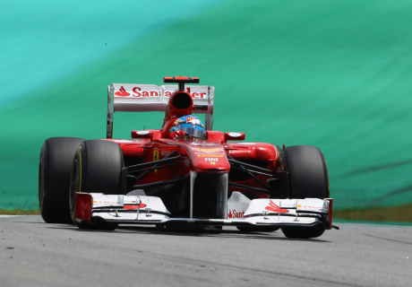 Markas Tertutup Salju, Ferrari Batalkan Peluncuran Mobil Baru