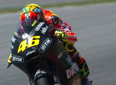 Turun Posisi di Tes Hari Kedua, Rossi Tetap Antusias & Puas
