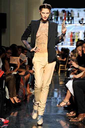 Jean Paul Gaultier, Spring/Summer 2012. Paris Fashion Week 2012. [Photo by Pascal Le Segretain/Getty Images]