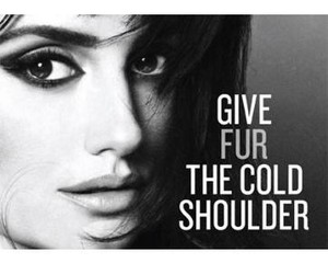 Bela Hak Binatang, Penelope Cruz Tampil Tanpa Busana