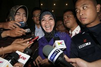 Wa Ode diperiksa KPK mulai sekitar pukul 10.10 WIB dan selesai pukul 16.30 WIB. Ramses/detikcom.