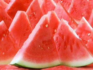 Bakteri Salmonella Pada Semangka Mewabah di Inggris