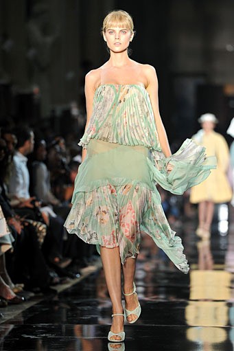 John Galliano. Spring/Summer 2012. Paris Fashion Week 2012. [Photo by Pascal Le Segretain/Getty Images]