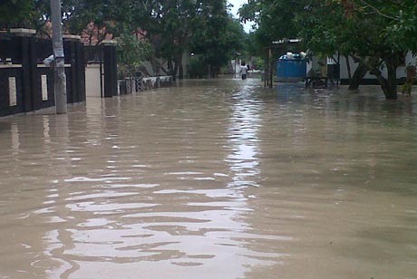 Ribuan Rumah di Cirebon Terendam Banjir
