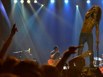 Slank Hibur Ribuan Slanker Makassar