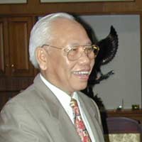  Hari Pers Nasional Dipusatkan di Jambi, Mendikbud Raih Award