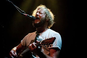 Bon Iver Menolak Tampil di Grammy Awards 2012