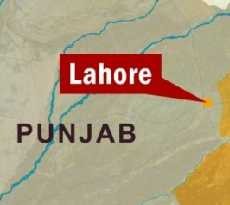 Gedung di Pakistan Ambruk, 100 Orang Terperangkap