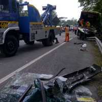 Jumlah Korban Tewas Bus Restu Vs Truk di Tol Sidoarjo Bertambah