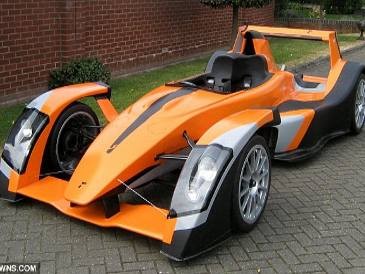 Ini Dia Mobil F1 yang Bisa Dipakai di Jalanan