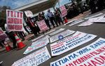 Pemilihan Ketua MA Diwarnai Demonstrasi