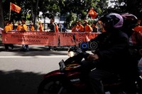 Massa juga menuntut agar praktek korupsi/suap sewa kios stasiun Cikini, Juanda dan Gondangdia diusut tuntas. Jhoni Hutapea/detikcom