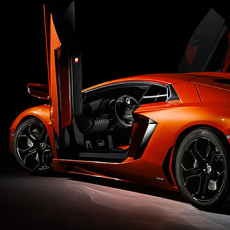 Ulang Tahun, CR7 Beli Lamborghini Aventador