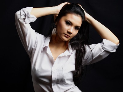 Pose Sensual Si Cantik Martina Tesela