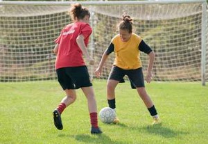 Pesepakbola Perempuan Berisiko Alami Gangguan Haid