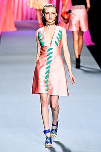 Viktor & Rolf, Spring/Summer 2012. Paris Fashion Week 2012. [Photo by Pascal Le Segretain/Getty Images]