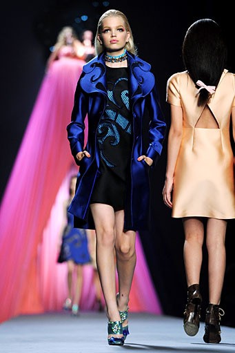 Viktor & Rolf, Spring/Summer 2012. Paris Fashion Week 2012. [Photo by Pascal Le Segretain/Getty Images]