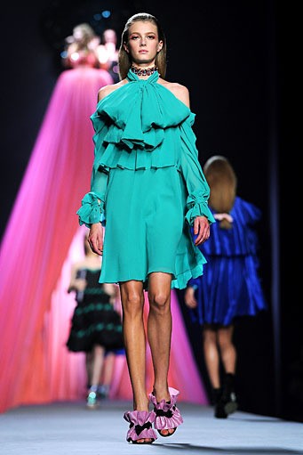 Viktor & Rolf, Spring/Summer 2012. Paris Fashion Week 2012. [Photo by Pascal Le Segretain/Getty Images]