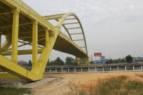 Baru 2 Bulan Difungsikan Baja Jembatan Siak Iii Riau Melengkung