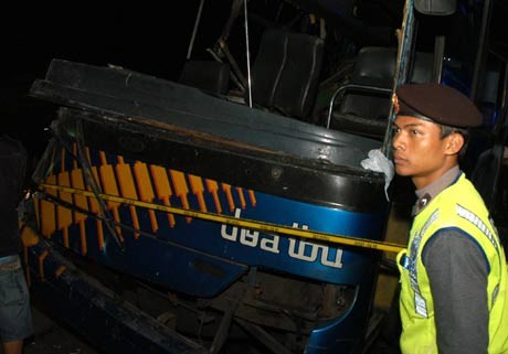 Polisi Olah TKP Kecelakaan Maut di Puncak Pukul 2 Dini Hari