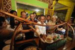 Yummy! Dahlan Iskan Makan Soto Kudus