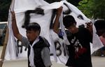 Ondel-ondel Antar Faisal-Biem Daftar ke KPUD