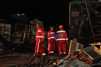 Diketahui Bus Karunia Bahkti jurusan Garut-Jakarta dengan nomor polisi Z 7519 DA mengalami rem blong di kawasan Cisarua pada Jumat (10/2) pukul 18.40 WIB. Bus menabrak sejumlah kendaraan sebelum kemudian keluar jalur. Fikri Hidayat/detikcom.