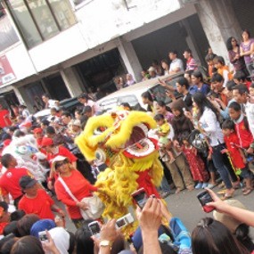 Dada Rosada Senang Cap Go Meh Tampilkan Budaya Sunda