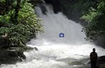 Menikmati Pesona Air Terjun Bantimurung