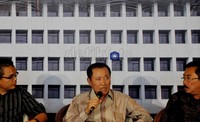 Amir mengatakan, dari CCTV tersebut terpantau adanya penyimpangan pada 8 Februari 2012. Pada saat itu ada kunjungan anggota Komisi III DPR M Nasir ke saudaranya, M Nazaruddin, di luar jam besuk Rutan Cipinang. Fikri Hidayat/detikcom