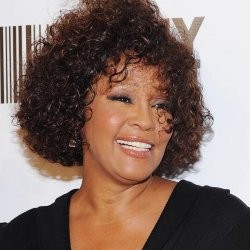 Whitney Houston Meninggal Dunia karena Tenggelam di Bathtub?
