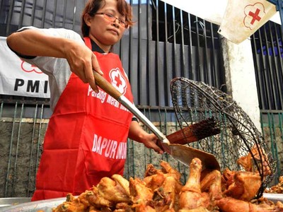 PMI Buka Dapur Umum untuk Korban Kebakaran