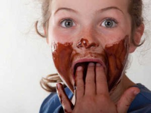 Sedang Bad Mood? Makanlah Cokelat!