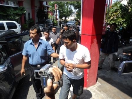 Lupa Tarik Kartu ATM, Yeyen Kehilangan Rp 11 Juta